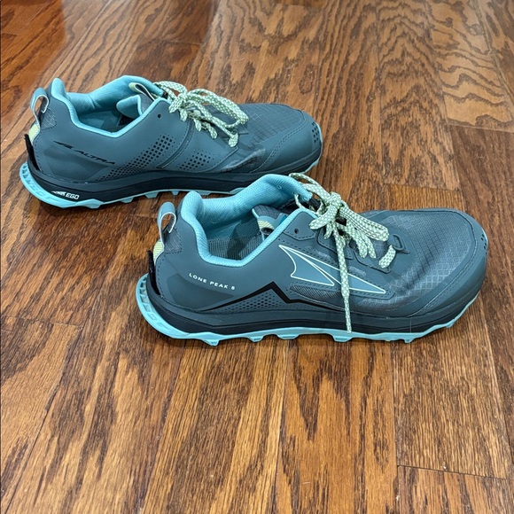 Altra, Women's, Lone Peak 5 Trail-Running Shoes, Size 9, Balsam Green - Picture 5 of 8